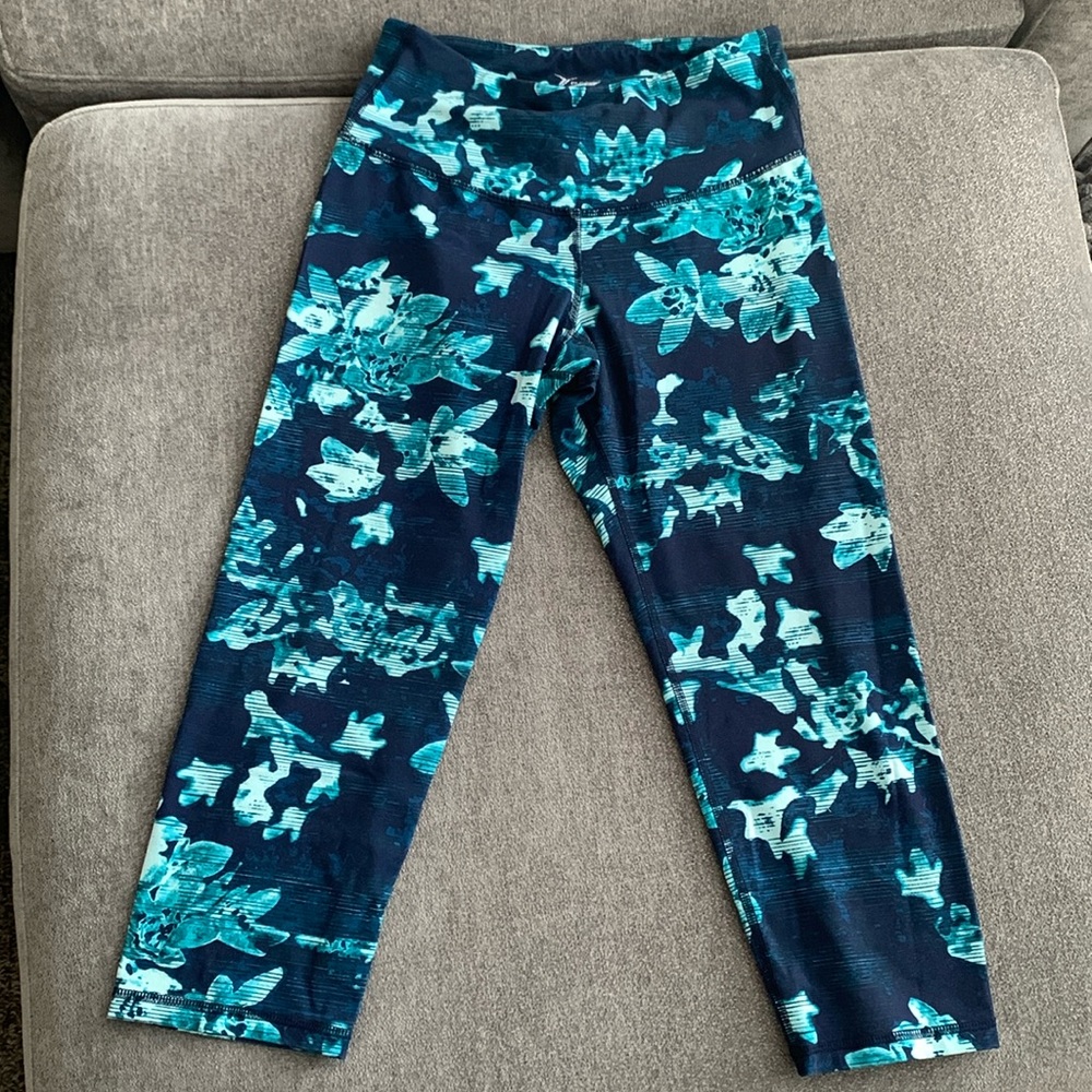 Old Navy Active Go Dry Legging- M